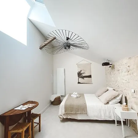 *NEW* La Parenthèse : joli studio avec terrasse Valeuil Esterno foto